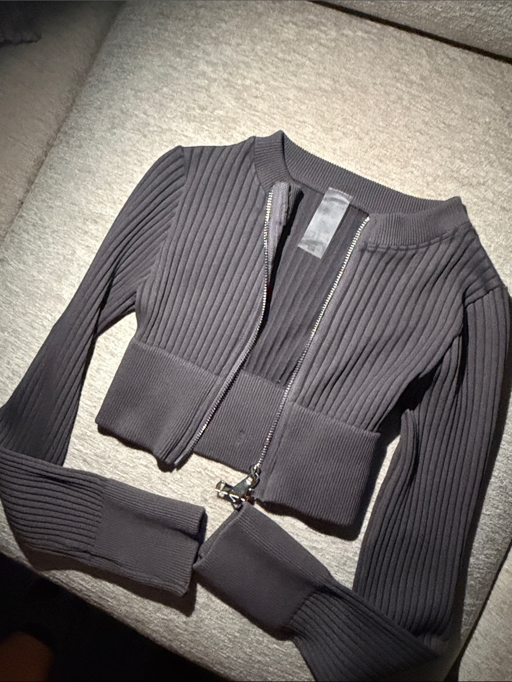 Cropped Ribbed Zip-Front Sweater Jacket - Black - Picture 3 of 6